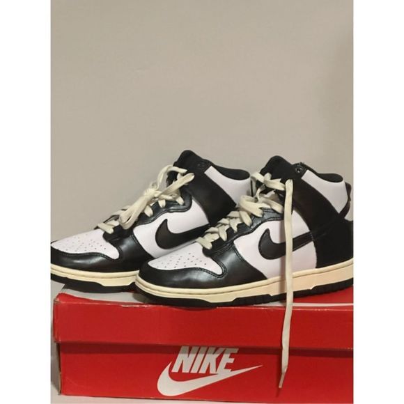 Nike Women's Dunk High Vintage Black Coconut Milk DQ8581-100 Size 7.5 - Picture 5 of 16